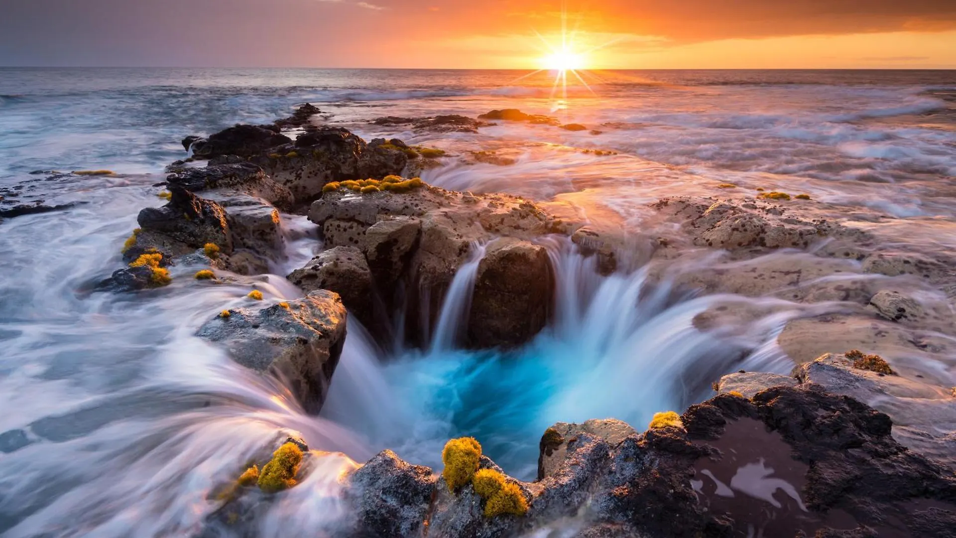 Beach Front Ocean View Top Floor Luxury Penthouse Kailua-Kona Stany Zjednoczone Ameryki