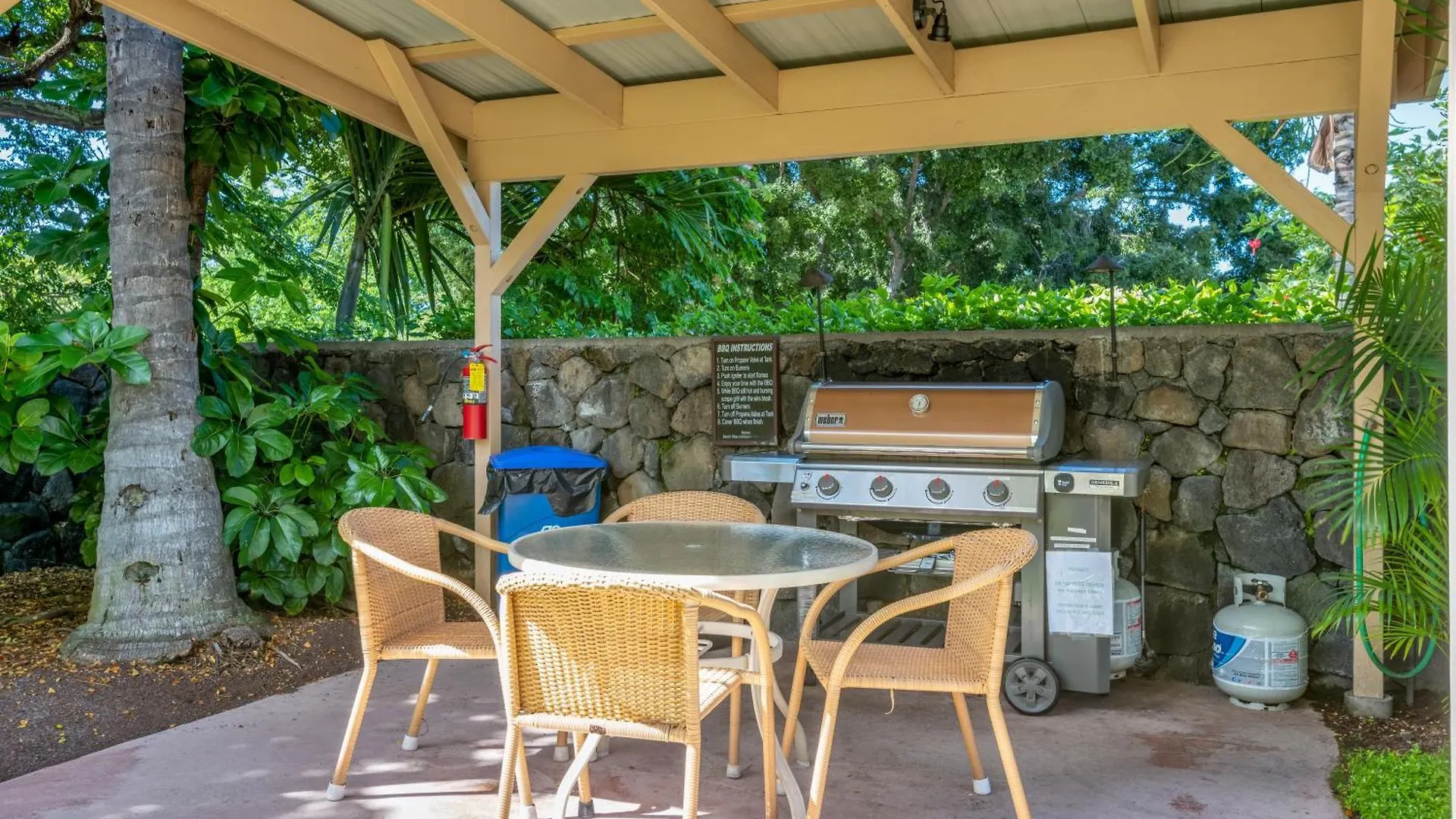 Beach Front Ocean View Top Floor Luxury Penthouse Kailua-Kona Apartament